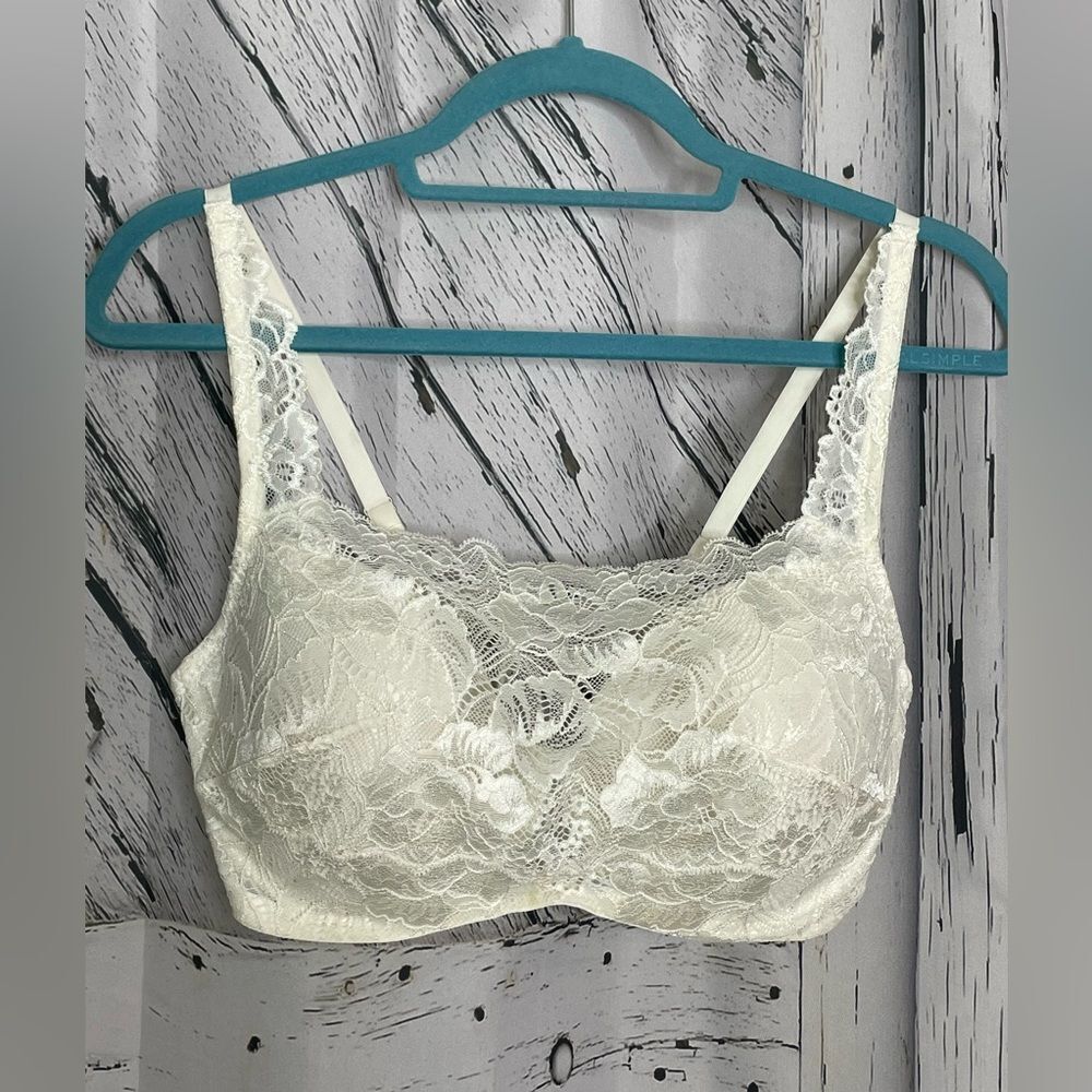 SOMA CAMISOLE BRA IVORY 38D